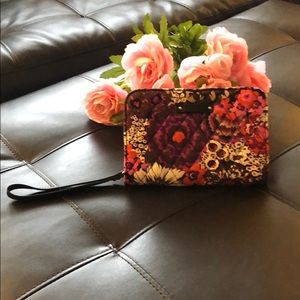 Vera Bradley Phone Wristlet in Rosewood Pattern